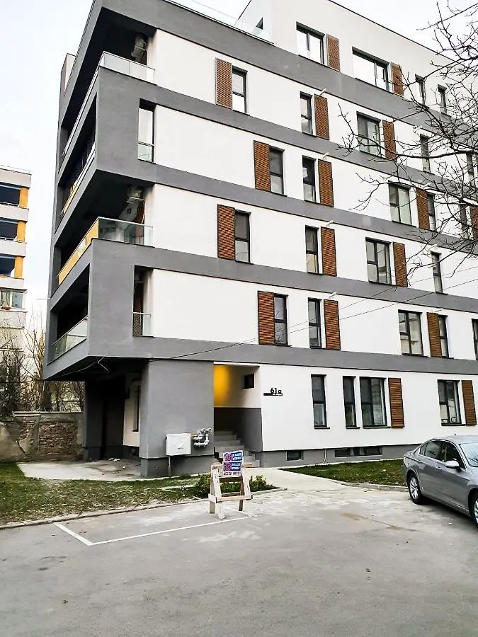 Urban Retreat: Industrial Chic 1Br Ap - Heart Of Bucharest Apartment
